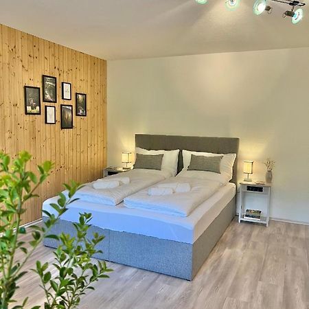 An Wanderwegen Gelegen Mit Terrasse Und Boxspringbett Apartment ซัสบาควัลเดิน ภายนอก รูปภาพ
