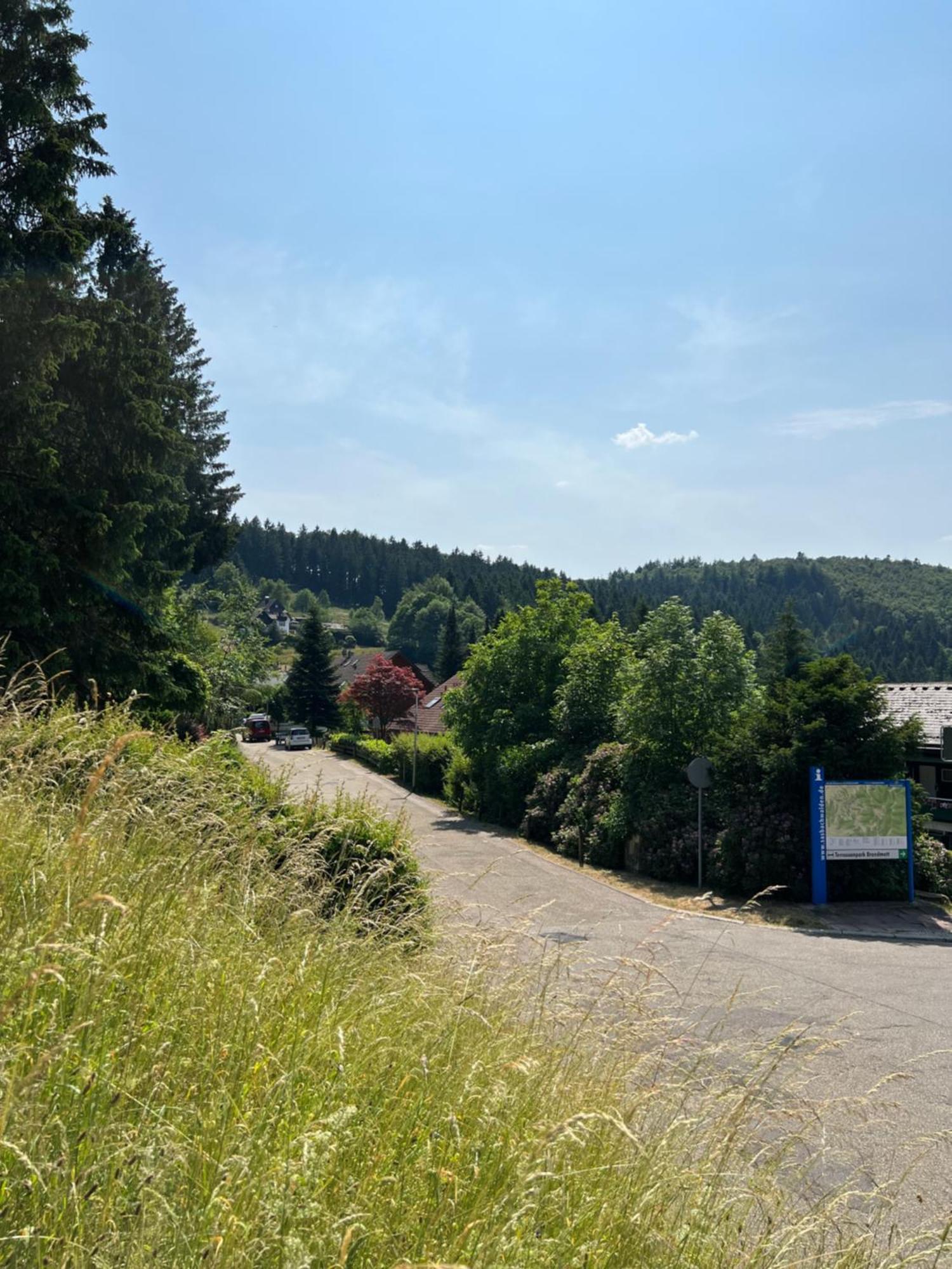An Wanderwegen Gelegen Mit Terrasse Und Boxspringbett Apartment ซัสบาควัลเดิน ภายนอก รูปภาพ
